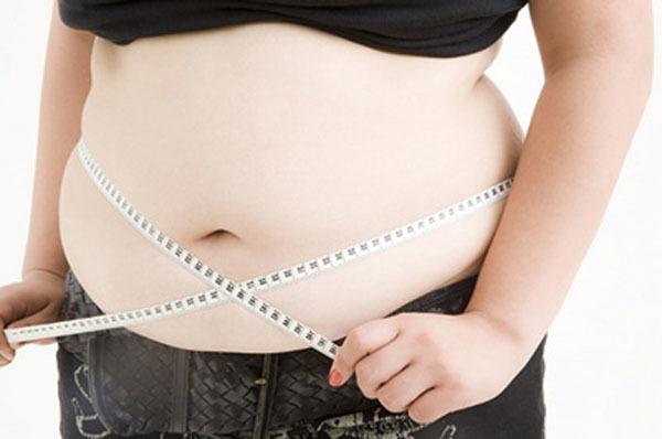 Suốt 3 năm tự móc họng sau ăn để giảm cân, cô gái trẻ chịu kết đắng
